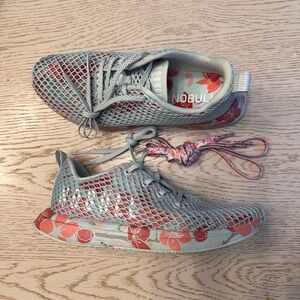 NOBULL Floral Mesh Runners size 9